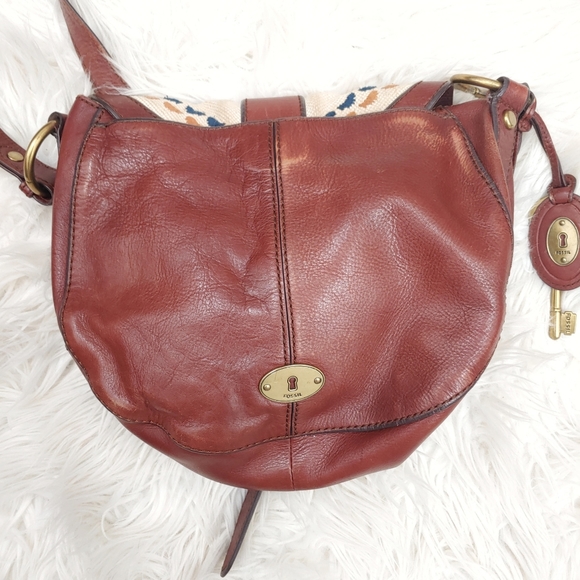 SOLD❗Fossil Vintage Reissue Embroidered Crossbody - Picture 4 of 7